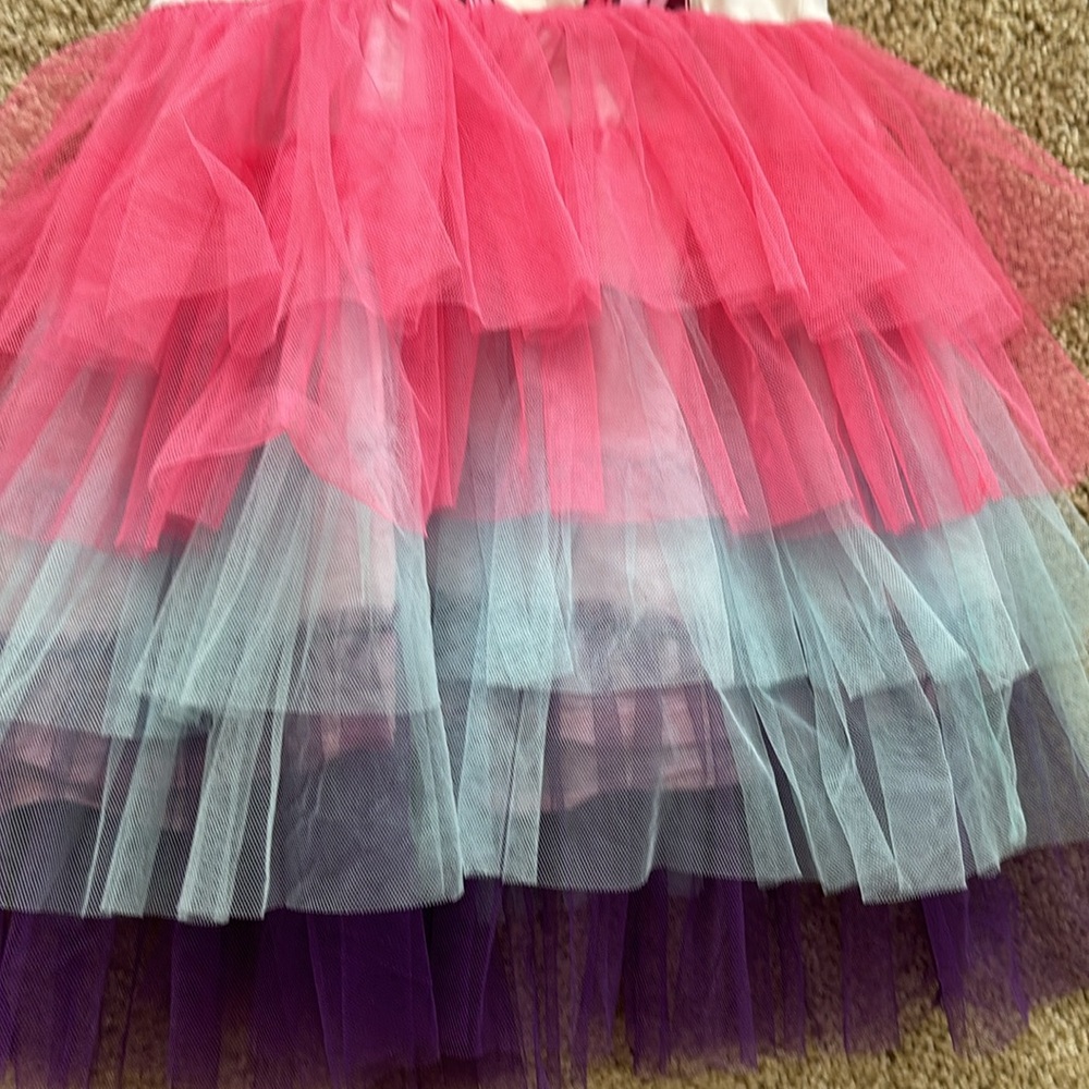 Girls unicorn dress size 4-5 years - Picture 2 of 3